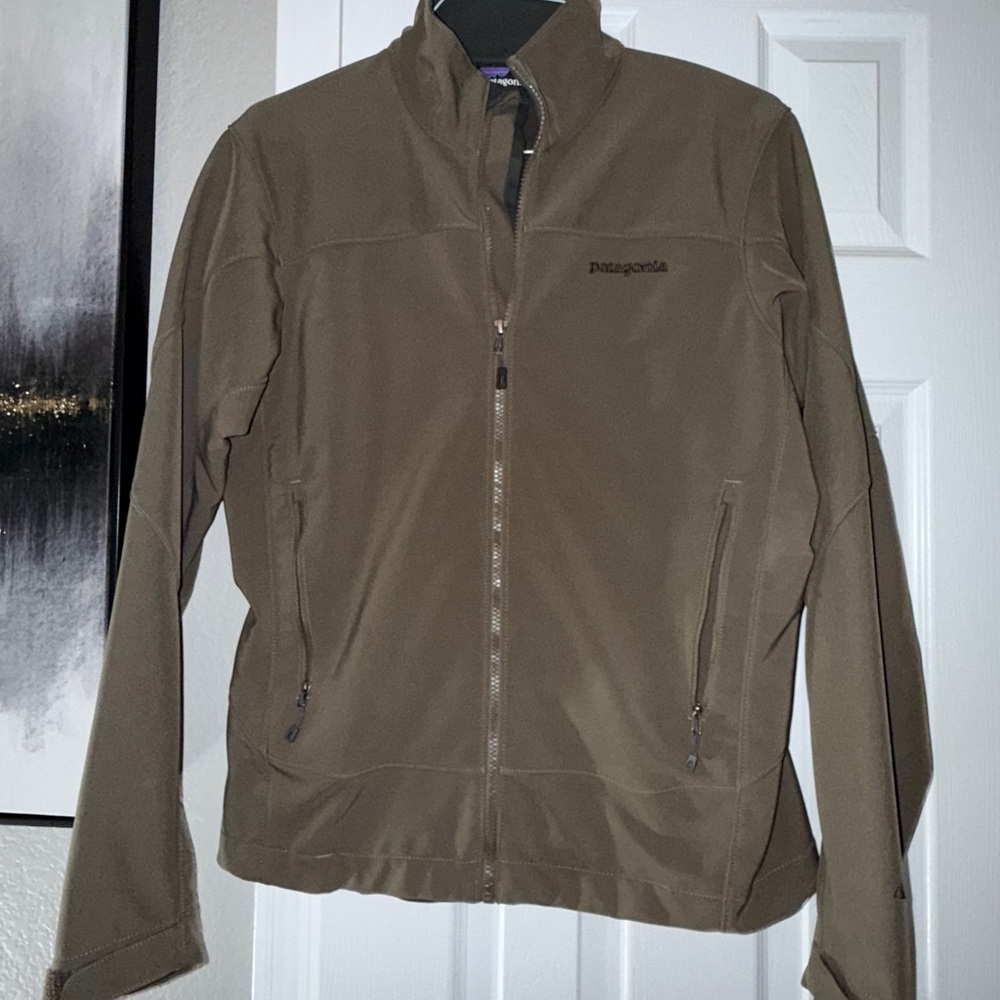 Patagonia Brown Performance Jacket with High Collar - Picture 2 of 7